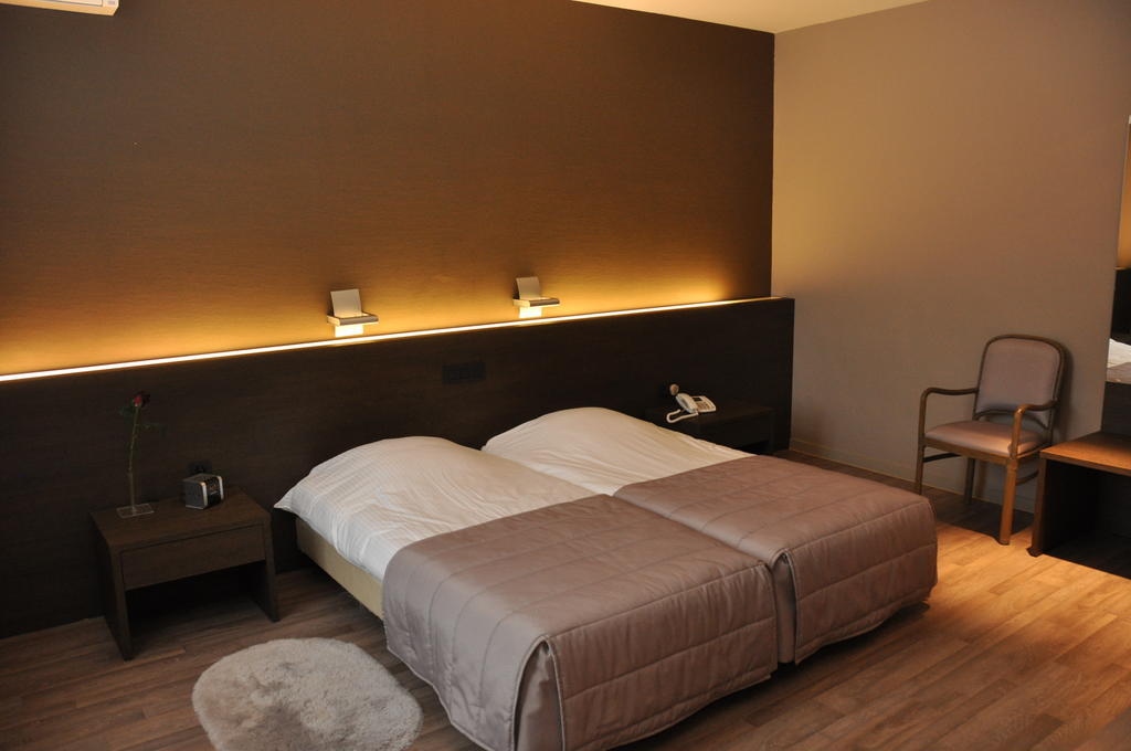 Hotel De Zalm Oudenaarde Bilik gambar
